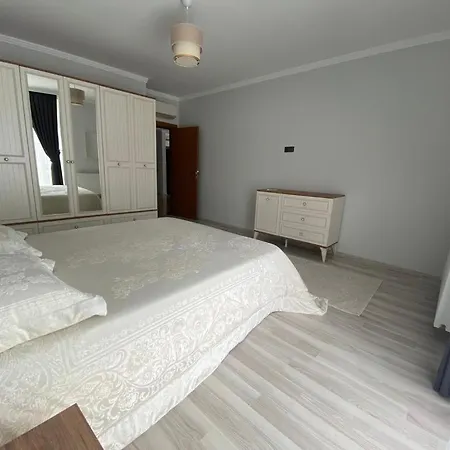 Kasustu Sehrinaz Evleri *