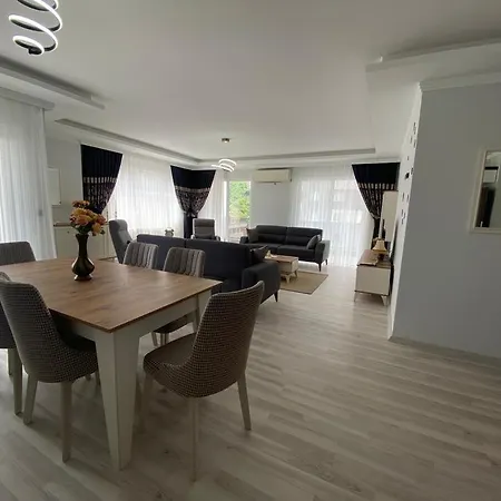 Apartment Kasustu Sehrinaz Evleri